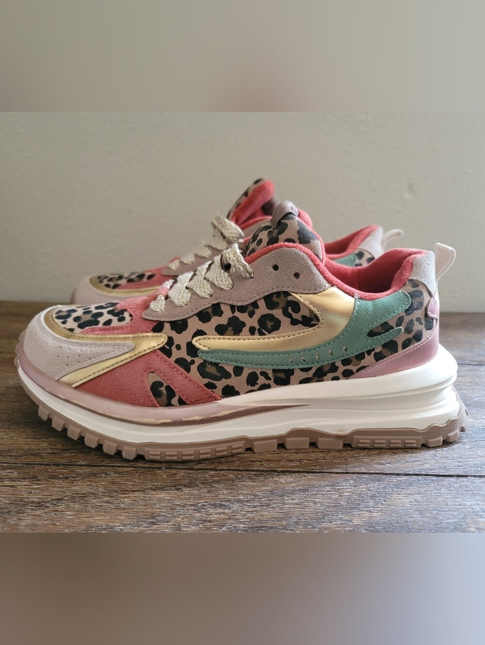 Blowfish Malibu Leopard Accent Pink Platform Sneakers for Women